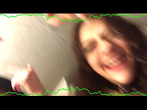 ❤️ Wando biyu masu sexy brunette mai ban sha'awa suna zama 'yan iska ️❌ Batsa na Rasha ❌❤